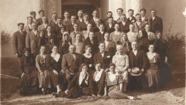 Covasna: Apel pentru salvarea fotografiilor vechi cu oameni și locuri din județ