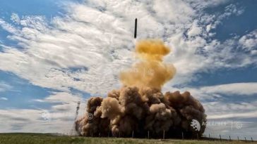 Rusia anunță testarea cu succes a noii rachete strategice nucleare Sarmat