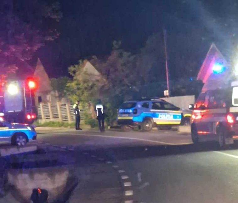Vrancea: Doi tineri au murit carbonizați și alți doi au fost răniți într-un accident produs la Vârteșcoiu