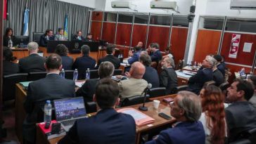 Fotbal: Maradona a încetat să mai ia medicamente pentru hipertensiune arterială cu puțin înainte de deces, potrivit martorilor