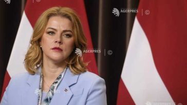 Letonia: Guvernul își pierde majoritatea în parlament după demiterea ministrului apărării