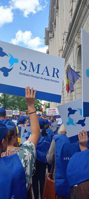 Protest al Sindicatului Mureșul din Apele Române, organizat joi la sediile ANAR și MMAP