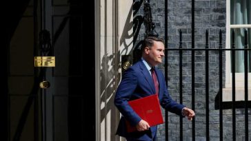 Ministrul sănătății britanic Wes Streeting, potențial rival al lui Keir Starmer, și-a anunțat demisia