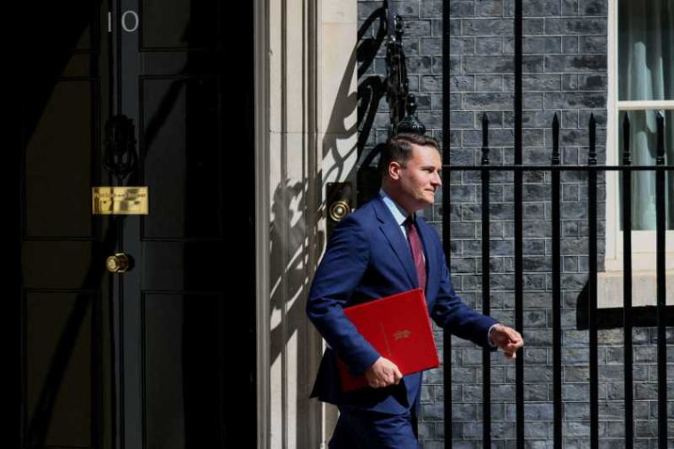 Ministrul sănătății britanic Wes Streeting, potențial rival al lui Keir Starmer, și-a anunțat demisia