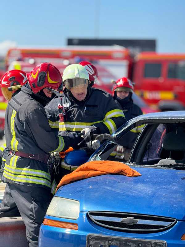ISU Cluj și Mureș au derulat un exercițiu de amploare – a fost simulat un accident cu 14 victime