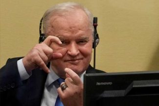 O instanță internațională respinge cererea de eliberare temporară a criminalului de război sârb Ratko Mladic