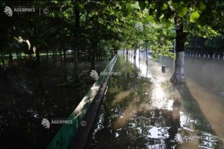 Vremea devine instabilă și se răcește accentuat în București, în weekend