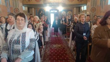 Mureș: Liga Femeilor Creștin-Ortodoxe a sărbătorit organizația din Reghin la 30 de ani de activitate (GALERIE FOTO)