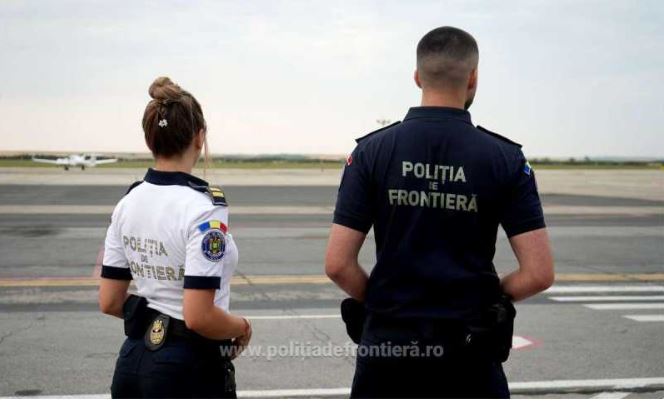 Poliția de Frontieră: 39.000 de țigarete, găsite pe Aeroportul Otopeni în bagajele unor români întorși din Turcia