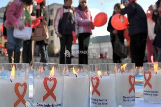 17 mai – Ziua internațională a lumânărilor aprinse în memoria victimelor virusului HIV-SIDA