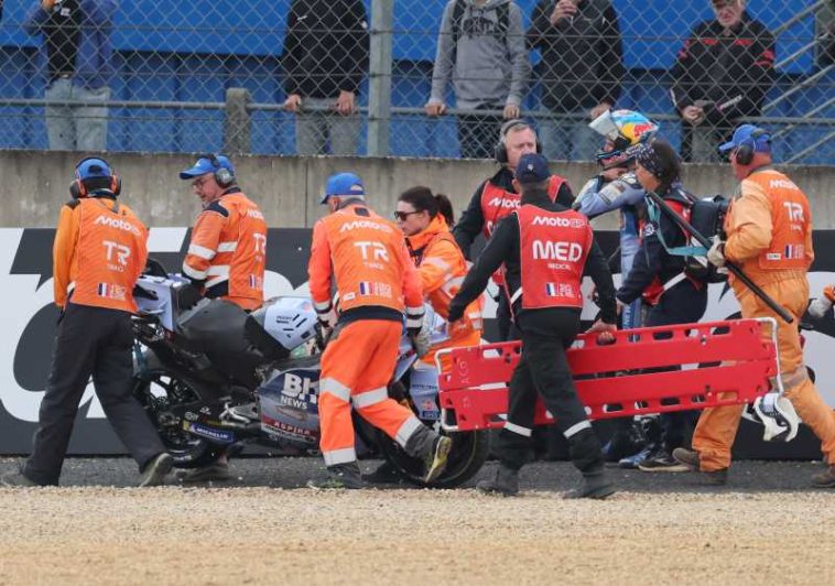 MotoGP: Două fracturi și o operație pentru pilotul Alex Marquez (Ducati) după accidentul din Catalonia