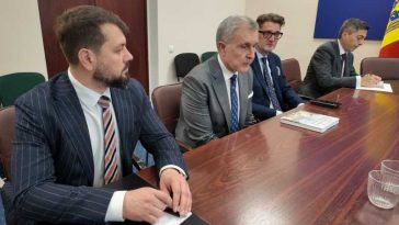 Bursă de studii acordată de Familia Regală a României pentru doi studenți de la Universitatea din Comrat (Găgăuzia)