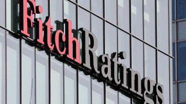 Nazare: Fitch avertizează serios asupra riscurilor legate de instabilitatea politică, întârzierile în reformele PNRR și presiunile externe…