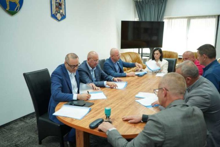 Gorj: Investiții de nouă milioane de euro pentru unități de învățământ și clădiri publice din patru comune