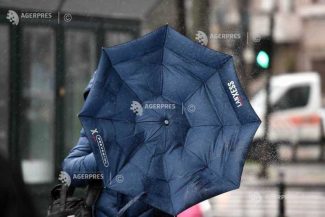 Meteorologi: Informare de vreme instabilă, ploi și vânt în majoritatea regiunilor, până sâmbătă dimineața