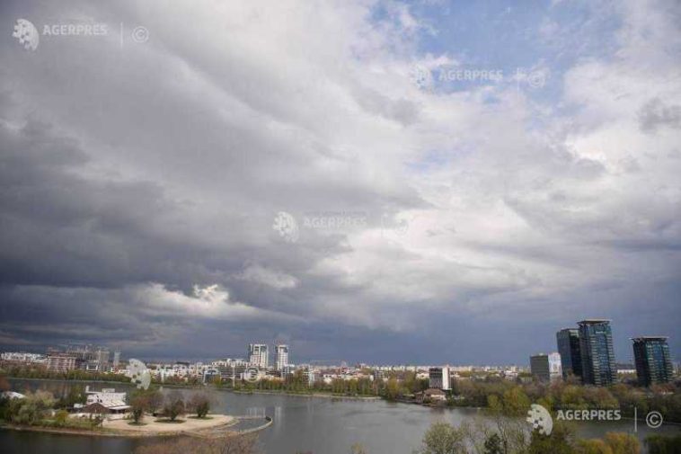 Meteo București: Vreme normală, cu cer variabil și ploi de scurtă durată până spre finalul acestei săptămâni