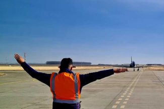 Buzău: Între 25 și 40 de piloți vor trece anual de pe IAR-99 SM pe F-16, la Baza Aeriană Boboc