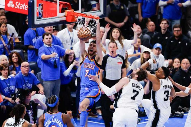 Baschet: NBA – Campioana en titre Oklahoma City Thunder a restabilit egalitatea în finala Conferinței de Vest