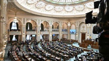 Biroul permanent al Senatului se întrunește joi; sesizarea la CCR depusă de Grindeanu – pe ordinea de zi