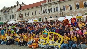 REPORTAJ Covasna: Dimineți fără coloane de mașini sau cum a schimbat ‘Pedibus’ viața în Sfântu Gheorghe