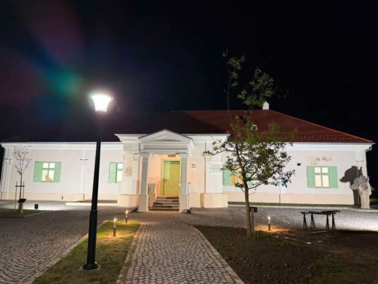 Harghita: Conacul Gyárfás de la Cristuru Secuiesc, legat de poetul maghiar Petőfi Sándor, reabilitat cu fonduri UE (GALERIE FOTO)