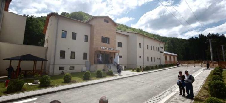 REPORTAJ/Vrancea: Vizantea-Livezi, stațiunea renăscută după un secol – primul complex balnear construit de la zero după 1989 (GALERIE FOTO)