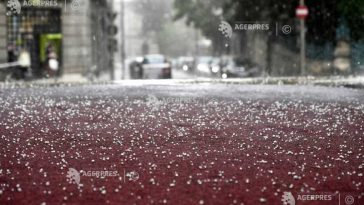 ANM: Cod galben de averse torențiale, vijelii și grindină în localități din județul Olt