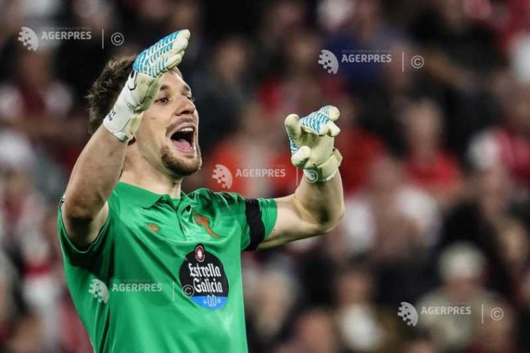 Fotbal:  Ionuț Radu, desemnat cel mai bun jucător al echipei Celta Vigo în acest sezon