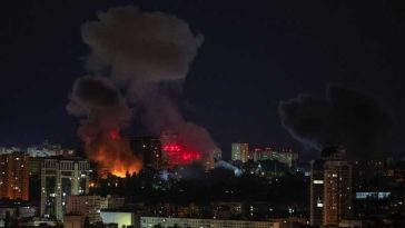 Bombardamente rusești în Ucraina: Studioul postului de televiziune german ARD din centrul Kievului a fost parțial distrus