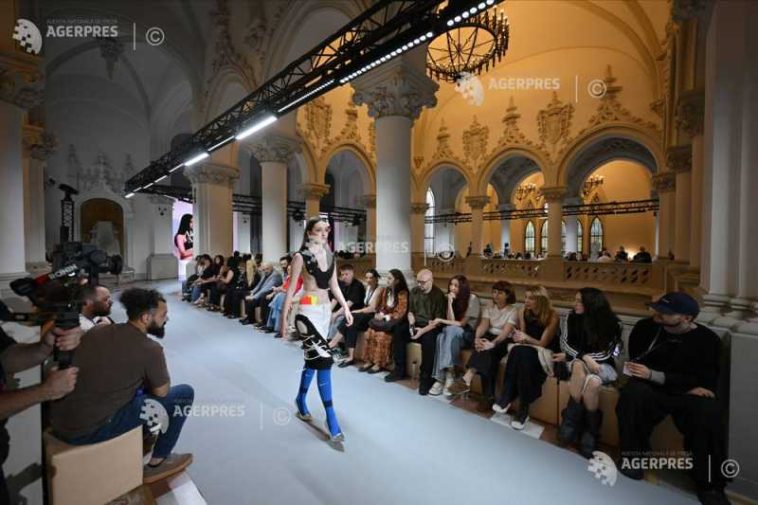 Iași: Peste 130 de studenți din România și Republica Moldova, la Romanian Fashion Week