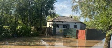 Olt: Inundații în comuna Serbănești, după o avertizare cod galben de preciptații (GALERIE FOTO)