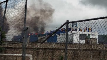 Venezuela: Sute de deținuți au preluat controlul unei închisori și au denunțat ‘torturi’