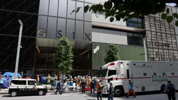 Japonia: Circa 20 de răniți după ce un bărbat a pulverizat o substanță într-un centru comercial din Tokyo