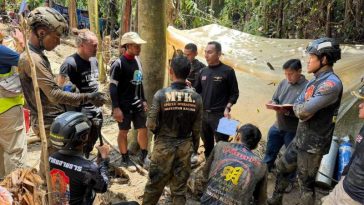 Șapte persoane, blocate de cinci zile într-o peșteră din Laos