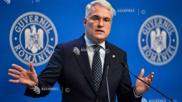Ministerul Muncii demarează, marți, consultările privind proiectul Legii salarizării personalului plătit din fonduri publice