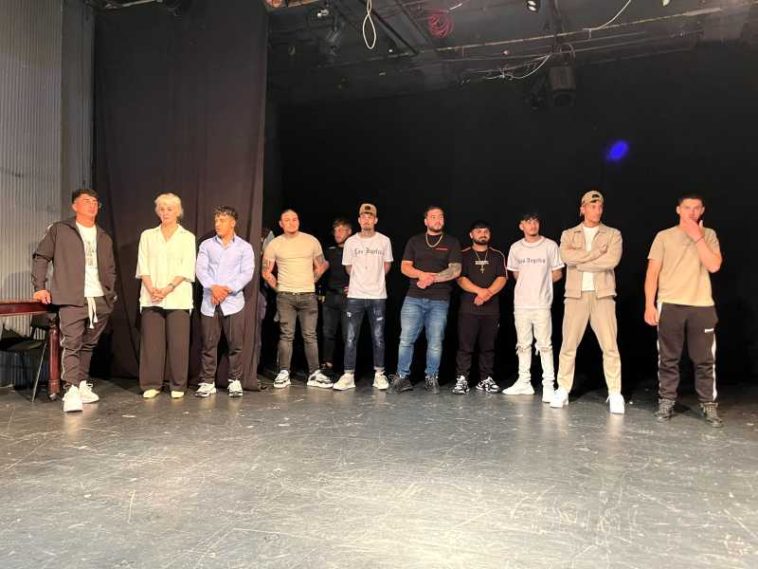 Brăila: Zece tineri de la Centrul de Detenție Tichilești au prezentat o piesă de teatru inspirată din propriile experiențe (GALERIE FOTO)