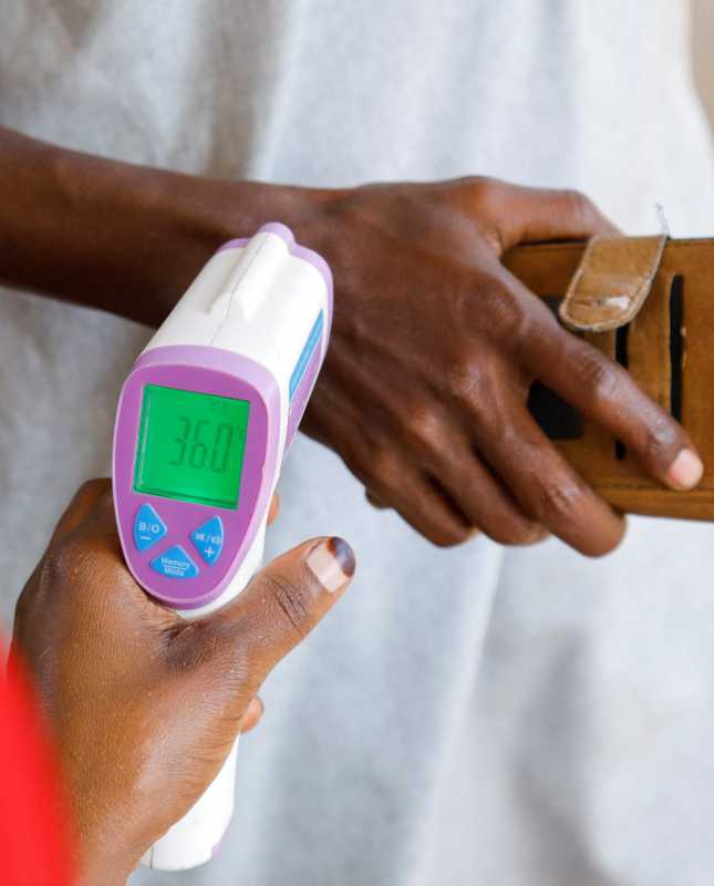 Ebola / Canada impune restricții de călătorie; Bahamas sporește controalele sanitare