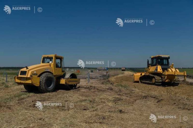 Giurgiu: Au început lucrările de construcție la parcul fotovoltaic de la Ogrezeni, cel mai mare din țară