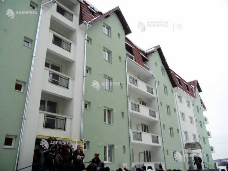 Peste 70 de locuințe sociale atribuite persoanelor cu venituri reduse sau din categorii vulnerabile, în municipiul Bistrița