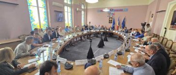 ‘Tezaurul uman viu’ Amelia Papazissu a primit titlul de Cetățean de onoare al municipiului Buzău