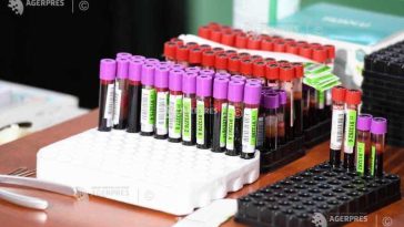 Un simplu test sangvin oferă perspective promițătoare pentru personalizarea terapiei împotriva cancerului pulmonar