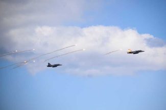 Suedia va vinde până la 20 de avioane de vânătoare Gripen Ucrainei și îi va dona alte 16