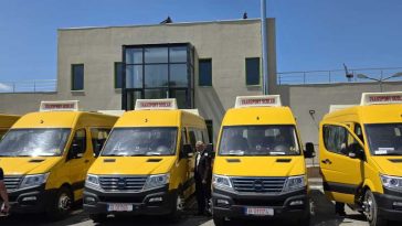 Olt: Microbuze școlare electrice, în 15 localități; trebuie îmbunătățit tot parcul de microbuze școlar, afirmă președintele CJ