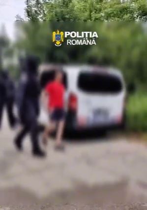 Prahova: Antrenor de înot din cadrul CS Câmpina, acuzat de agresiune sexuală asupra unui minor
