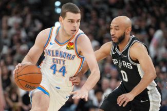 Baschet: NBA – San Antonio Spurs a restabilit egalitatea în finala Conferinței de Vest