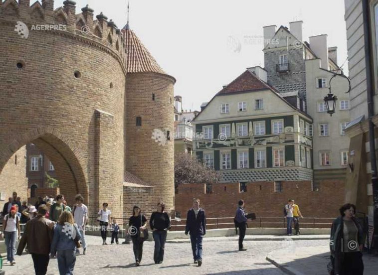 Parlamentul Poloniei adoptă legea parteneriatului civil, președintele Nawrocki anunță că nu o va promulga