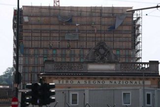 Firma care construiește clădirea consulatului american la Milano, acuzată că exploatează muncitori indieni