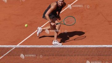 Tenis: Liderul mondial Arina Sabalenka, în optimile de finală la Roland Garros; Gauff și Anisimova eliminate