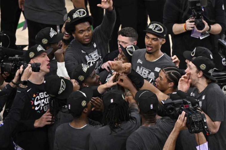 Baschet: San Antonio Spurs s-a calificat în finala NBA