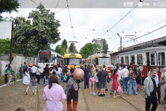 1 Iunie/ Peste două mii de bucureșteni au participat la Parada Tramvaielor STB organizată de Ziua Copilului